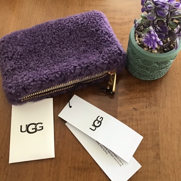 UGG Handbags - UGG ZIP POUCH